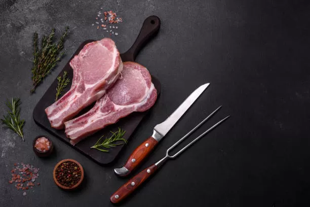 CÔTES de PORC - Origine France - Vers Hyères , La Londe-les-Maures, Le Boucher Varois
